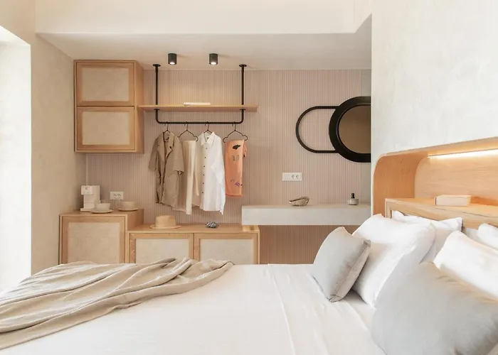 Esperanto Seafront Suites